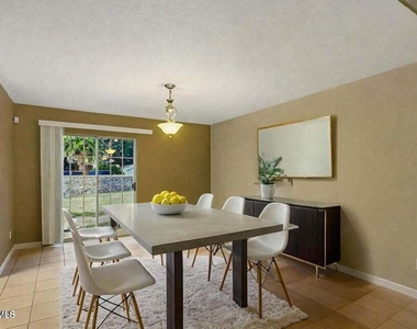 650 Vera Court - Photo Thumbnail 27