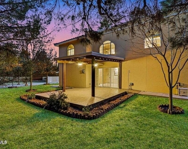 650 Vera Court - Photo Thumbnail 40