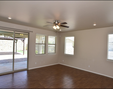2200 Willie Mier Street - Photo Thumbnail 22