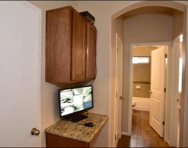 2200 Willie Mier Street - Photo Thumbnail 41