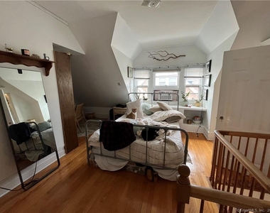 738 Whitney Avenue - Photo Thumbnail 10