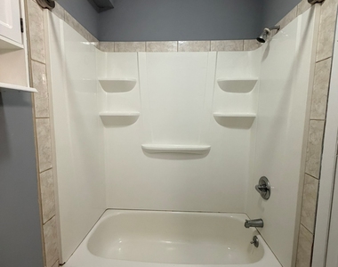 71 Williams Street - Photo Thumbnail 5