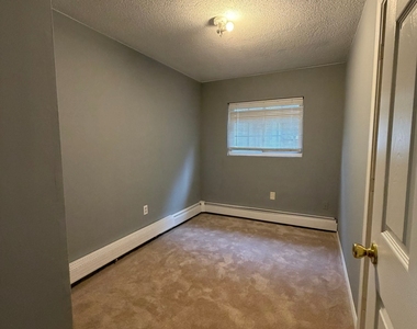 71 Williams Street - Photo Thumbnail 10