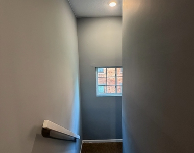 71 Williams Street - Photo Thumbnail 13