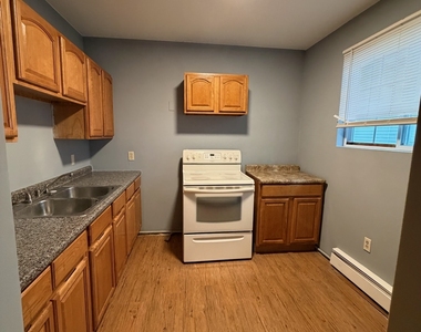 71 Williams Street - Photo Thumbnail 4