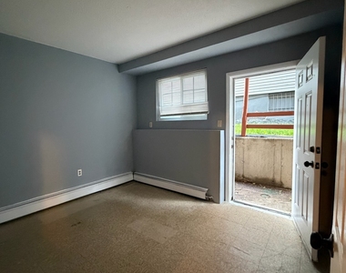 71 Williams Street - Photo Thumbnail 12