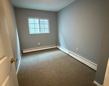 71 Williams Street - Photo Thumbnail 15