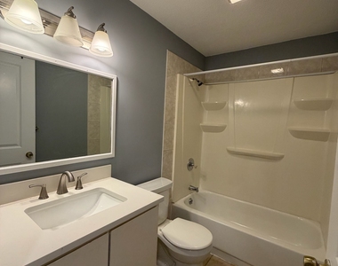 71 Williams Street - Photo Thumbnail 18