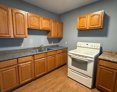 71 Williams Street - Photo Thumbnail 3
