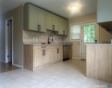 166 Bunce Road - Photo Thumbnail 1
