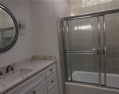 103 Silver Creek Lane - Photo Thumbnail 20