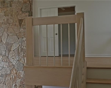 103 Silver Creek Lane - Photo Thumbnail 14