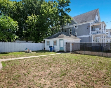 212 Maple Street - Photo Thumbnail 21