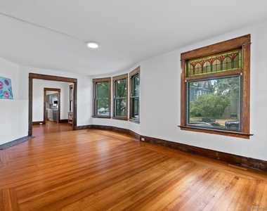 212 Maple Street - Photo Thumbnail 8
