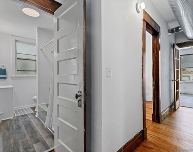 212 Maple Street - Photo Thumbnail 16