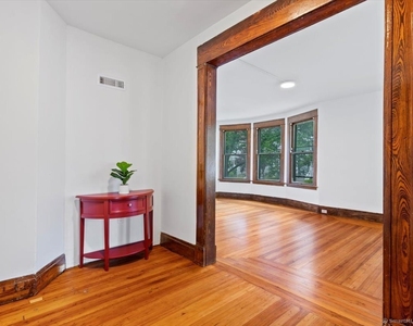 212 Maple Street - Photo Thumbnail 1