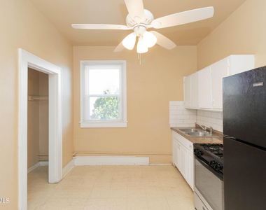 1309 E Rio Grande Avenue - Photo Thumbnail 6