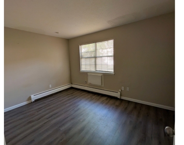 62 Angel Drive - Photo Thumbnail 3