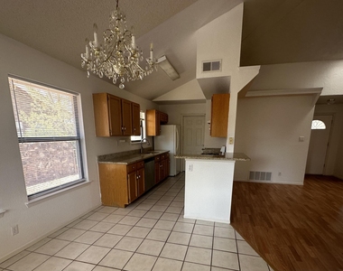 7324 Canyon Run Drive - Photo Thumbnail 6