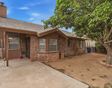 10902 Yogi Berra Circle - Photo Thumbnail 30