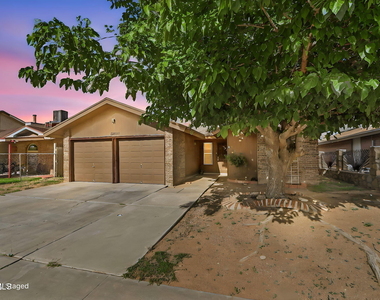 10902 Yogi Berra Circle - Photo Thumbnail 1