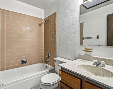 10902 Yogi Berra Circle - Photo Thumbnail 29