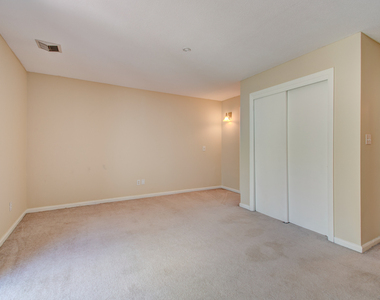 184 Gravel Street - Photo Thumbnail 17