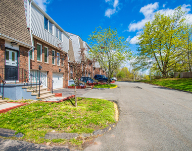 184 Gravel Street - Photo Thumbnail 24
