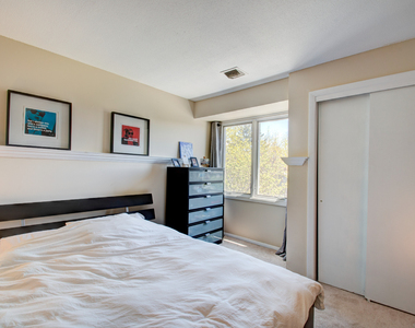 184 Gravel Street - Photo Thumbnail 13