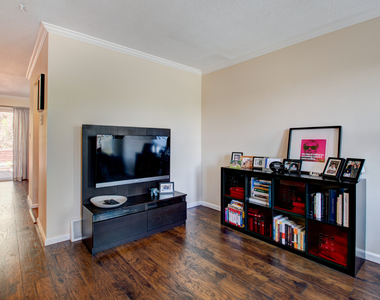 184 Gravel Street - Photo Thumbnail 7
