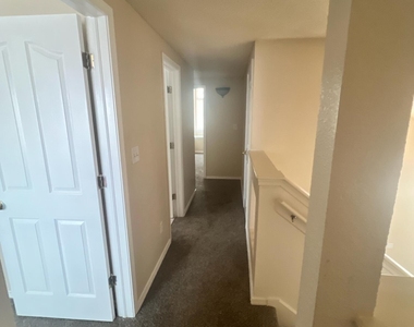 12625 Tierra Tigre Avenue - Photo Thumbnail 10