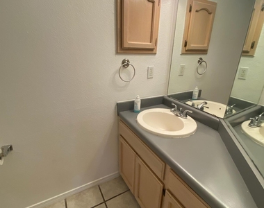 12625 Tierra Tigre Avenue - Photo Thumbnail 11