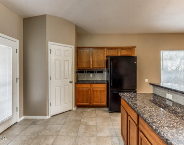 5819 Redstone Rim Drive - Photo Thumbnail 12