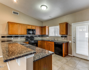 5819 Redstone Rim Drive - Photo Thumbnail 9