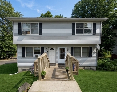 106 Howard Avenue - Photo Thumbnail 4
