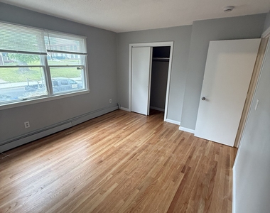 106 Howard Avenue - Photo Thumbnail 7