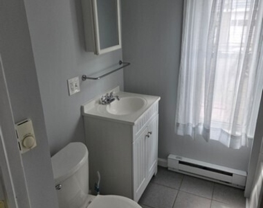 304 Hillside Avenue - Photo Thumbnail 7