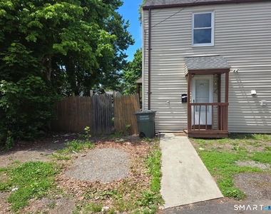 191 Dupont Place - Photo Thumbnail 2