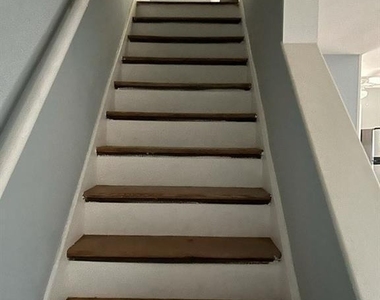 191 Dupont Place - Photo Thumbnail 5