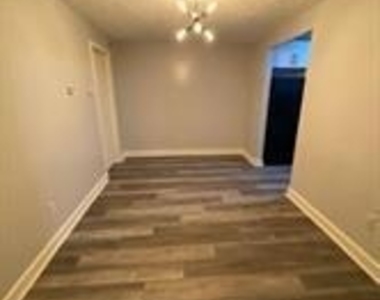 3 Amato Drive - Photo Thumbnail 14
