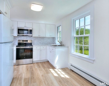 94 Honey Hill Road - Photo Thumbnail 5