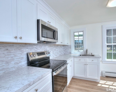 94 Honey Hill Road - Photo Thumbnail 7