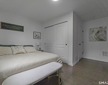 654 Longbrook Avenue - Photo Thumbnail 7