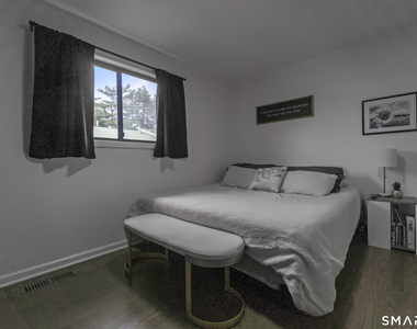 654 Longbrook Avenue - Photo Thumbnail 6