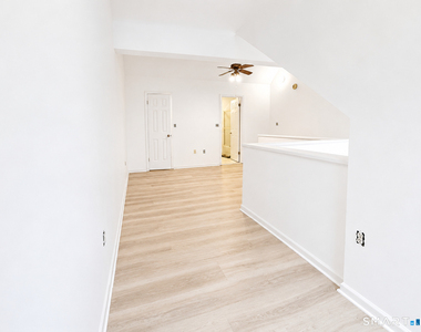 1690 Dixwell Avenue - Photo Thumbnail 10