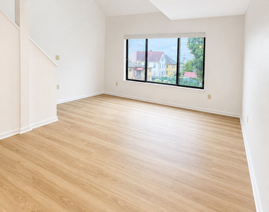 1690 Dixwell Avenue - Photo Thumbnail 5