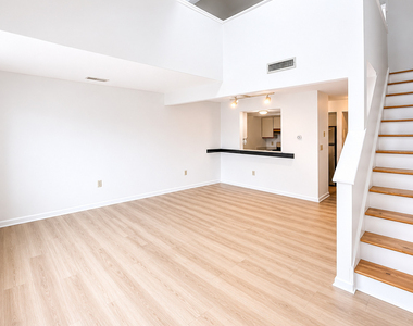 1690 Dixwell Avenue - Photo Thumbnail 6