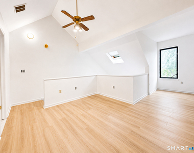 1690 Dixwell Avenue - Photo Thumbnail 9