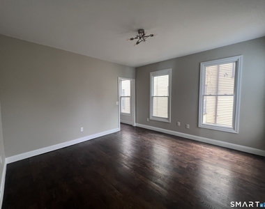 52 Admiral Street - Photo Thumbnail 5