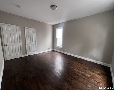 52 Admiral Street - Photo Thumbnail 23
